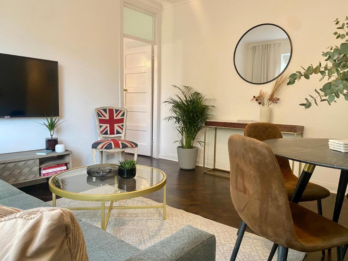 Newly Refurbished 2 Bedroom Apartment In South Londres Exterior foto